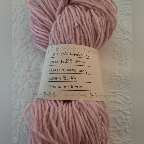 CONSITT WOOLS Soft Spun 100% Lambswool Yarn Spun, Dyed, Milled in CANADA - Picture 4 of 6